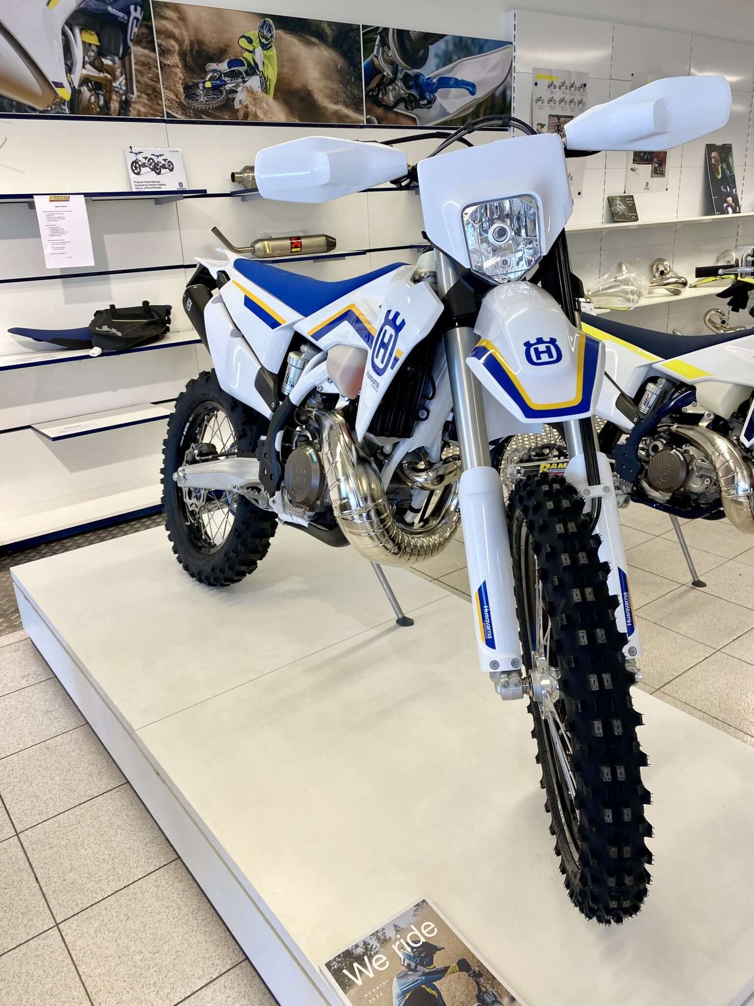 Husqvarna TE300 Heritage 2023 Rameis Motorradhandel